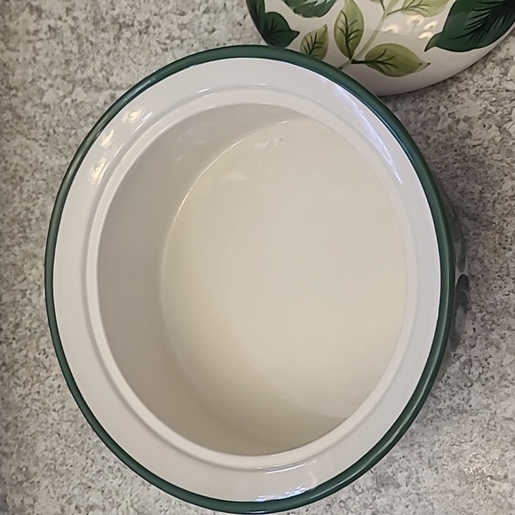 Sakura Fruit Pattern Ceramic Casserole Dish - Picture 6 of 11